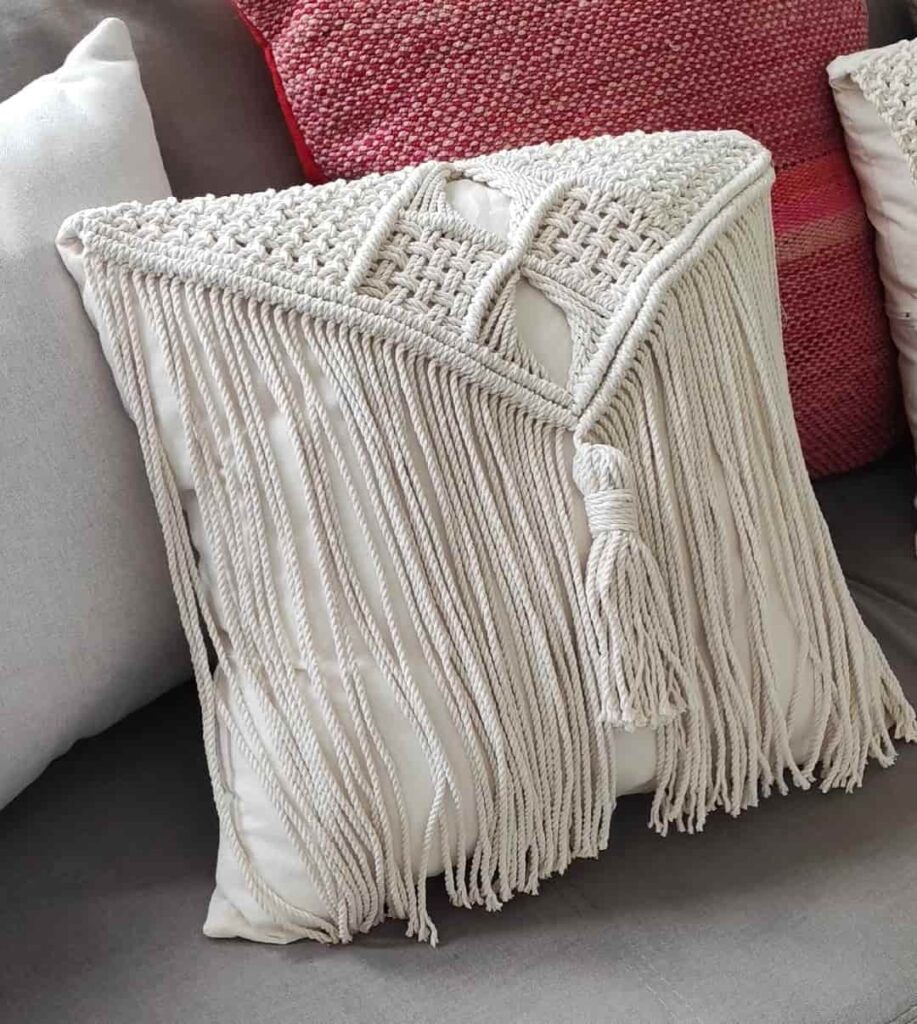 Cojines en Macramé Solar Decoración 2025